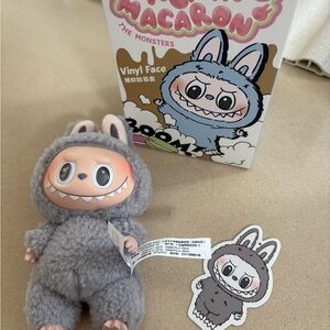 MACARON Gray Plush Doll with Accessories